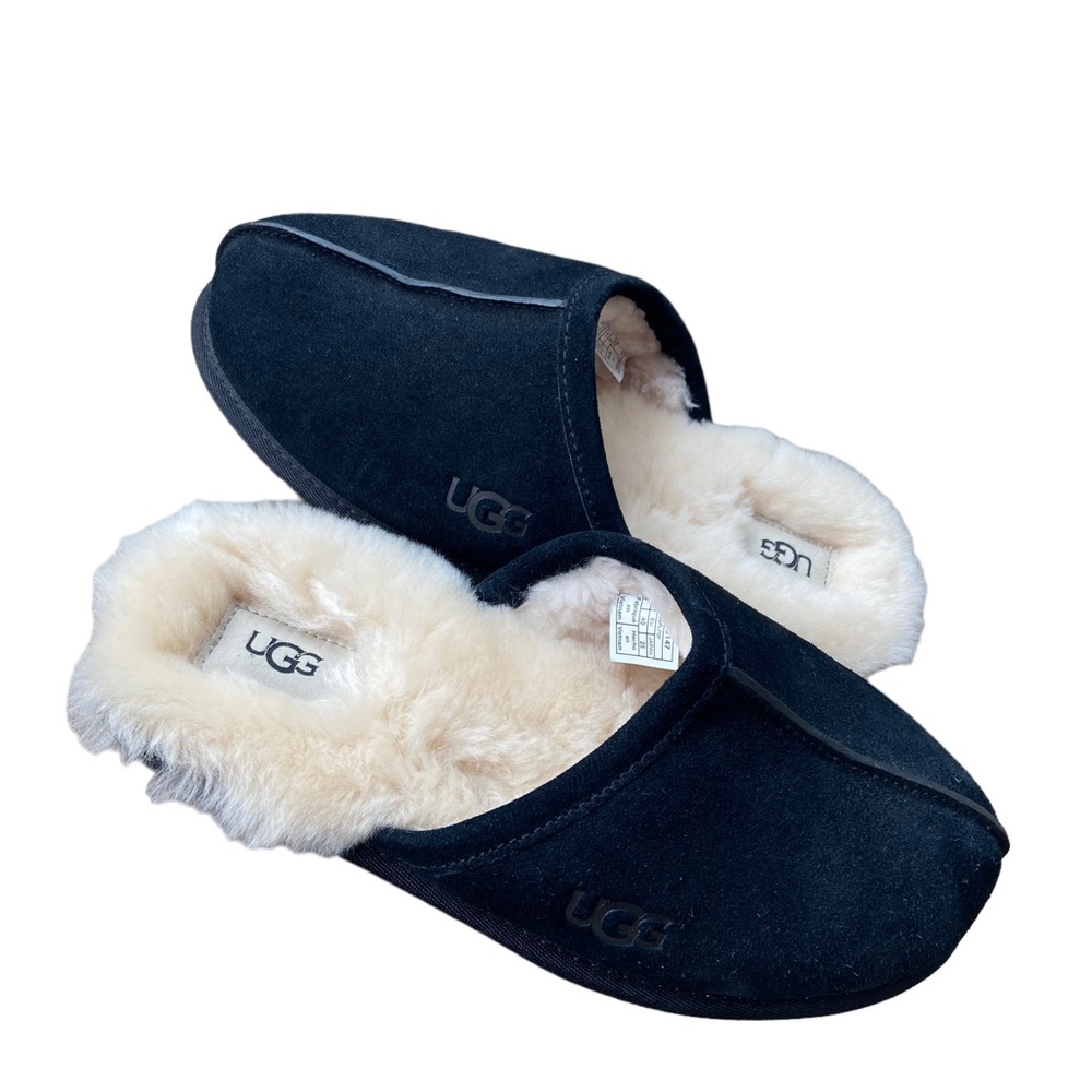 UGG Mens Size 7 Scuff Black Suede Slippers